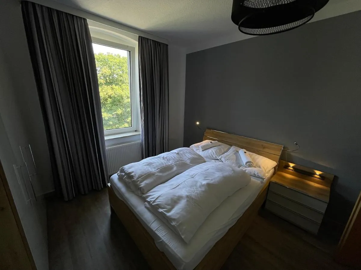 Bed & Breakfast Hotel Bff Airport Messe Schlaf - Duesseldorf