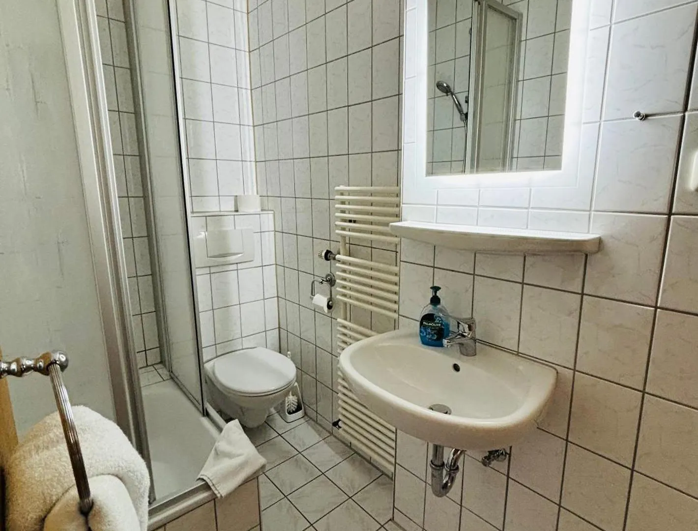 Hotel Bff Airport Messe Schlaf - Duesseldorf 2*, Dusseldorf Germany